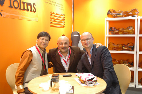 Lien Violins at Musikmesse Frankfurt 2011 – exhibition photo 7