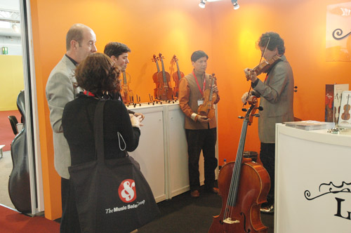 Lien Violins at Musikmesse Frankfurt 2011 – exhibition photo 12