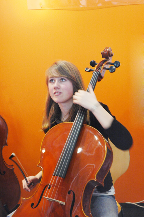 Lien Violins at Musikmesse Frankfurt 2011 – exhibition photo 11