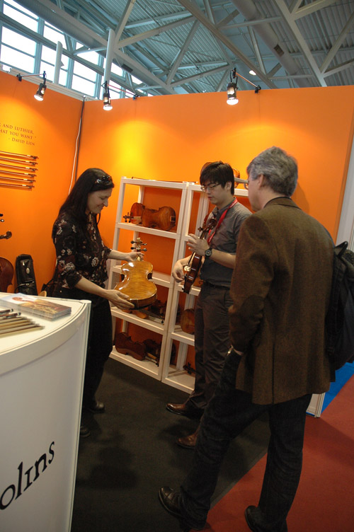 Lien Violins at Musikmesse Frankfurt 2011 – exhibition photo 8