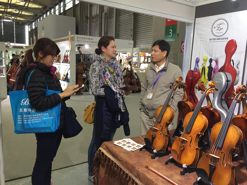 Lien Violins at Music China 2016 in Shanghai