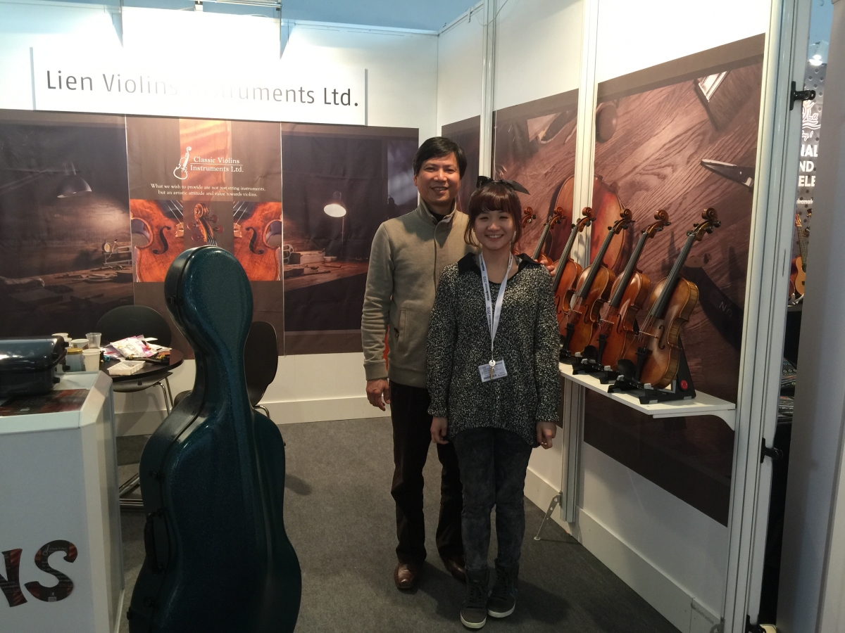 International visitors at the Lien Violins Musikmesse Frankfurt 2015 booth